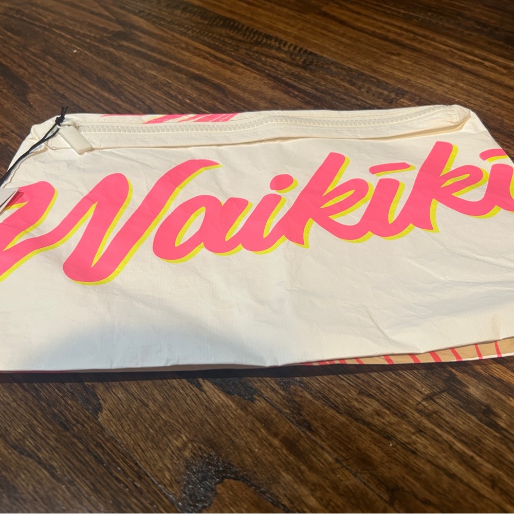 ALOHA Collection Pink and White Pouch